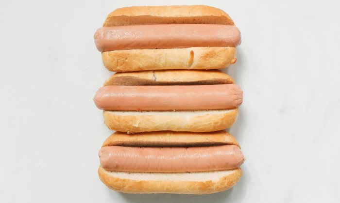 Hot dogs in buns